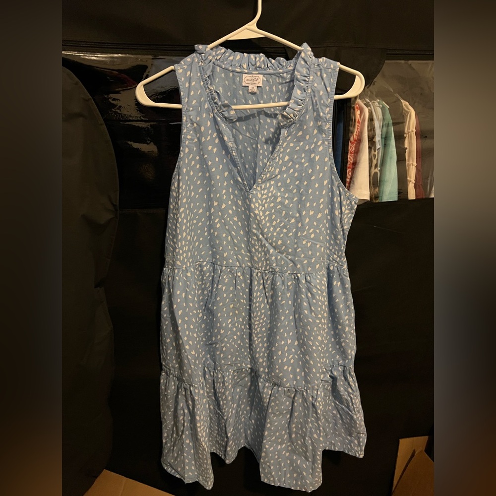 LEAVING SOON ! MAKE OFFER !Mud Pie Blue and White Sleeveless Dress